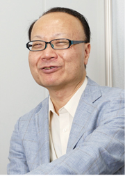 向井治紀氏