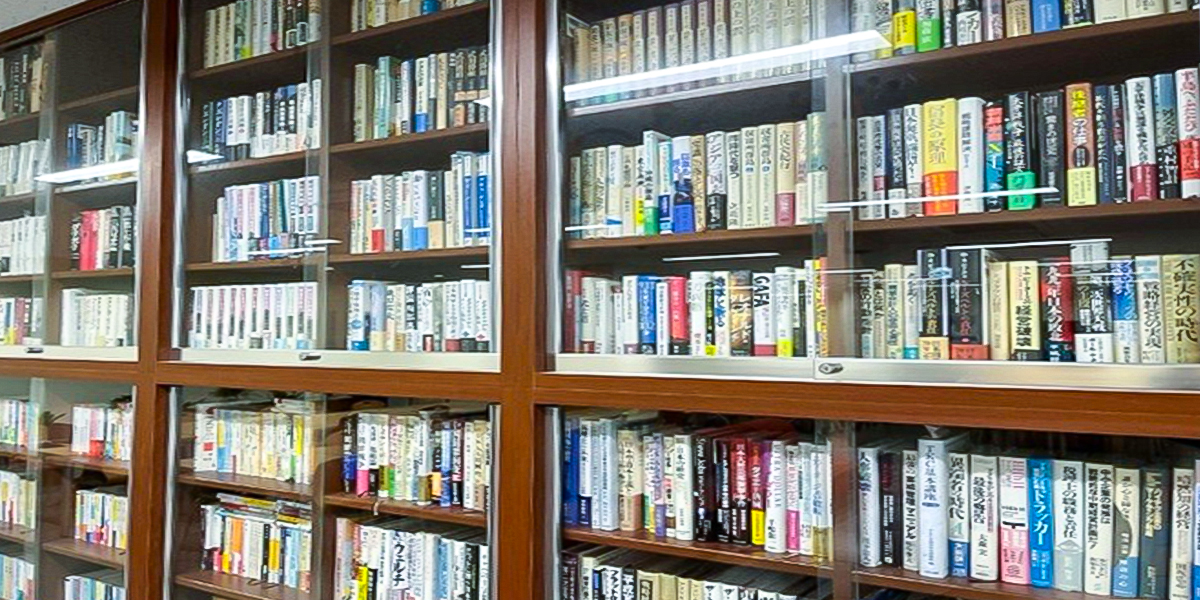 社員の成長を支援する「個人図書購入支援制度」役職に応じて10万～30万