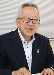 中村哲郎副所長