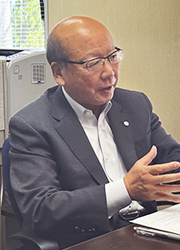 向山秀男会員