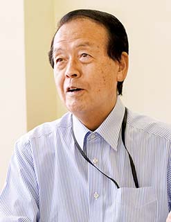 鳥飼重和 氏