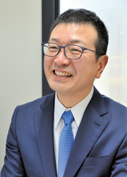 井上智裕社長