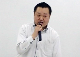 講師1