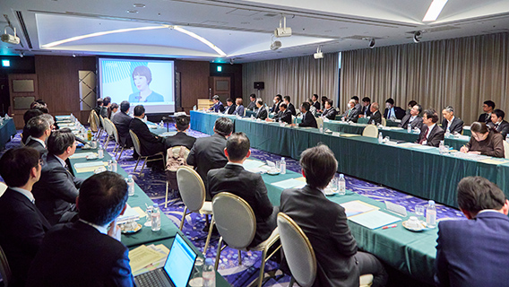 動画「TKC FOCUSシリーズ」視聴の様子