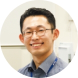 先輩社員