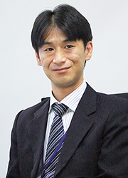 吉岡晋さん