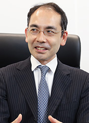 下村剛史氏