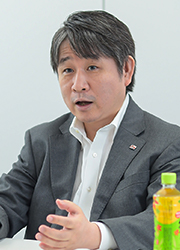 相澤英哉氏