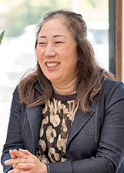 辻井麻里社長