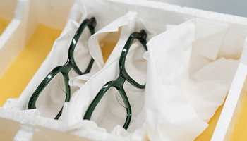 製造している眼鏡の価格帯は4万～40万円と幅広い