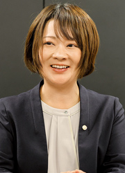 望月磨悠顧問税理士