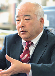 村岡亨祐社長