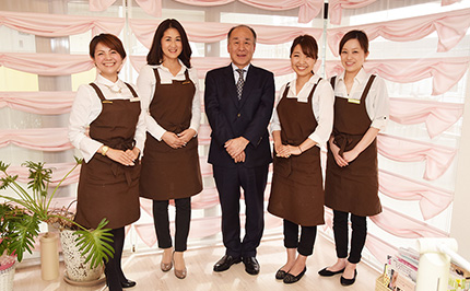 株式会社Compass
