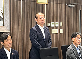土屋理事長