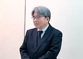 荒川一志支店長