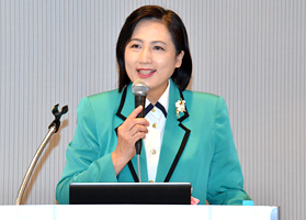 宮崎 緑氏