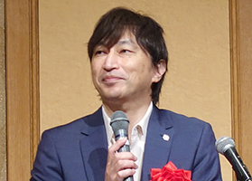 橋本真一委員長