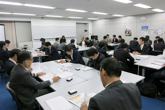 神戸信用金庫6支店と中小企業の資金繰りや相続対策に関する情報交換を行いました