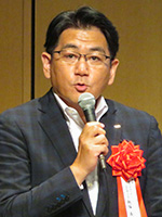 飯塚真規社長