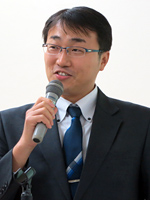 中崎靖浩氏