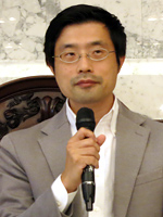 橋本卓典氏