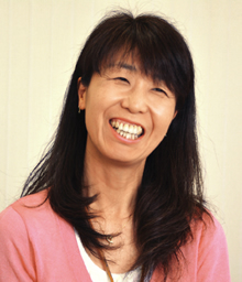 前川ゆり 主査