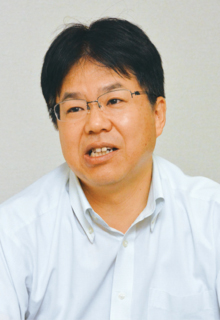 中川佳男 課長補佐