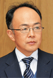 中村智郎 係長