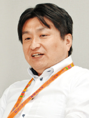 神藤貴司 係長