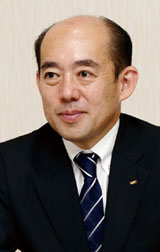 本誌編集人 飛鷹 聡