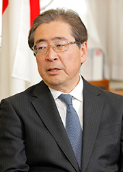 安藤久佳氏