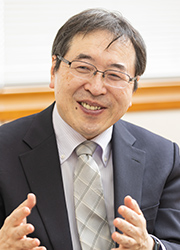 家森信善 神戸大学経済経営研究所教授