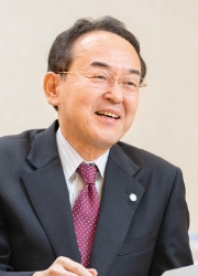 司会：本誌編集長 加藤恵一郎