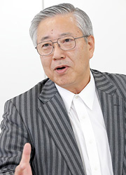 中小企業再生支援全国本部顧問 藤原敬三氏