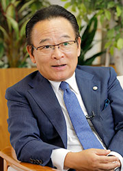TKC全国会会長 坂本孝司