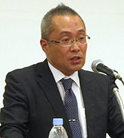 吉田秀昭氏