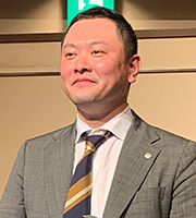 青木宏之システム委員長