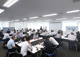 会場全景