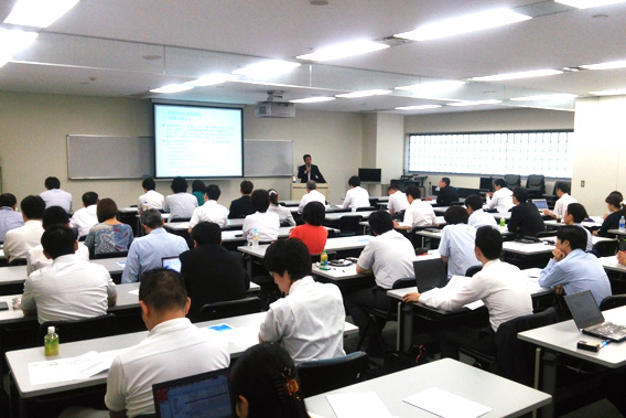 中小企業海外進出支援セミナーを開催しました