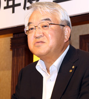 新田信行氏