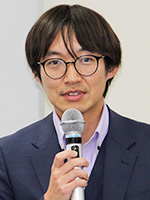 山浦佑太委員長