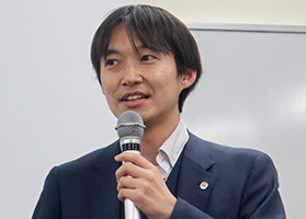 山浦佑太支部長