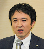 山岸委員長