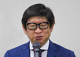 平川茂氏